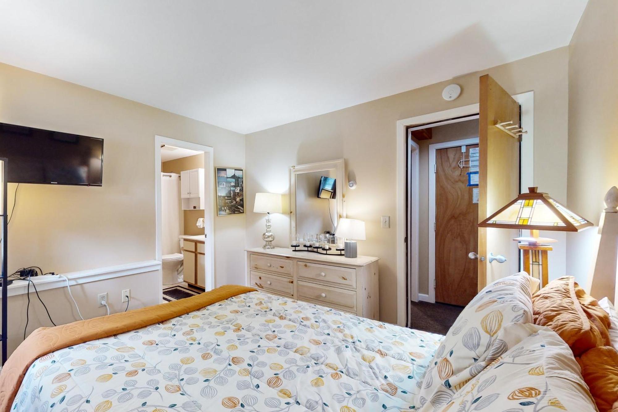 The Woods: Village-11 Killington Room photo